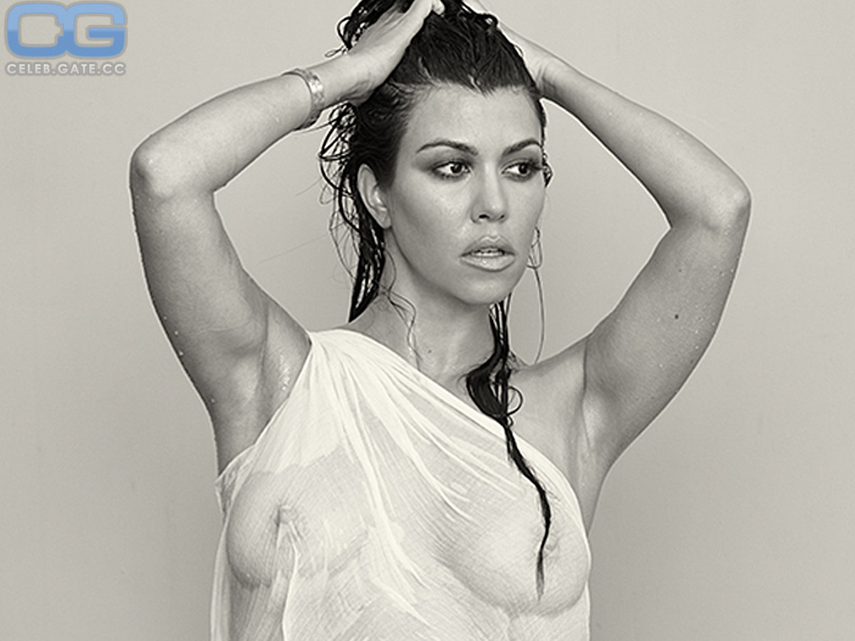 Kourtney Kardashian Nude Naked Telegraph