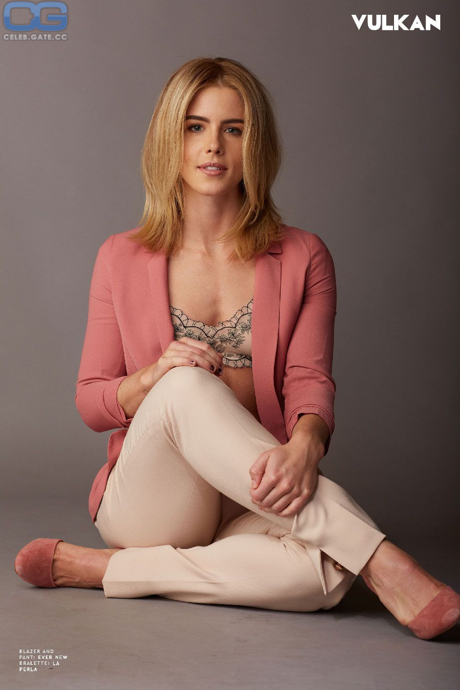 Emily Bett Rickards Nude Pictures Onlyfans Leaks Playboy Photos Sex