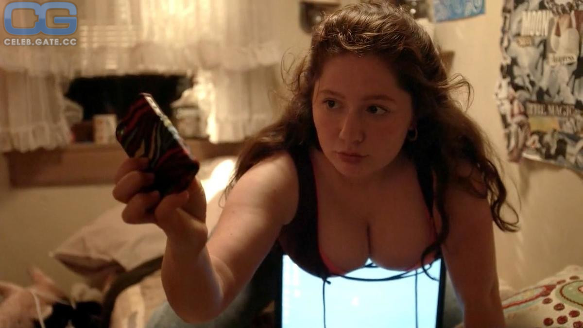 Emma Kenney Nude Pictures Onlyfans Leaks Playboy Photos Sex Scene Uncensored