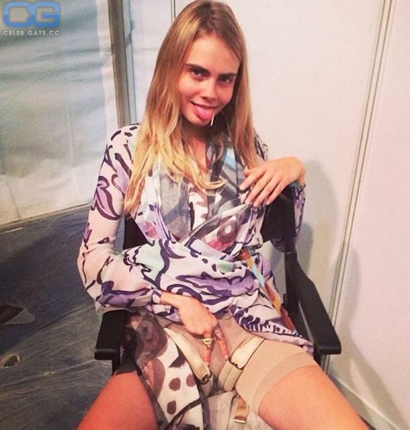 Cara Delevingne Nackt Nacktbilder Playboy Nacktfotos Fakes Oben Ohne