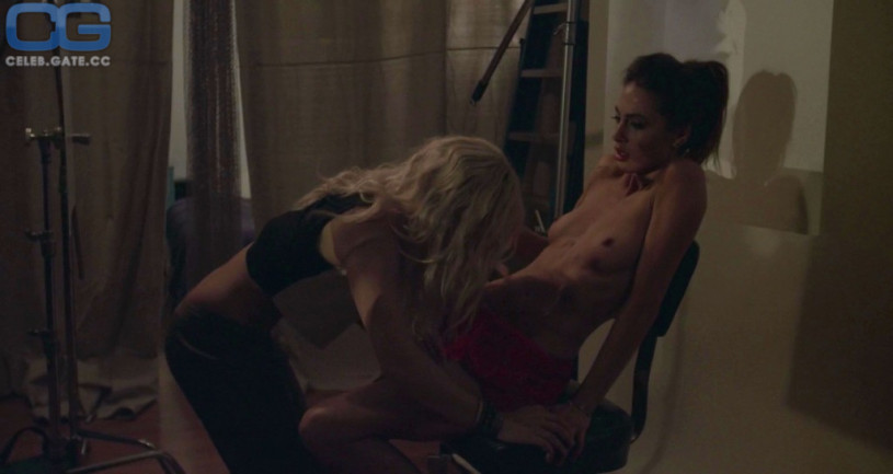 Julie yuliana sex pics Sexy naked porn of briana evigan
