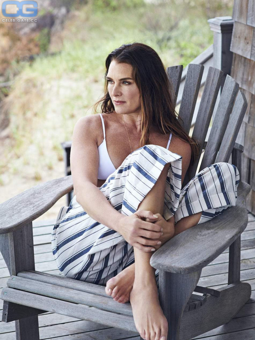 Brooke Shields nude, pictures, photos, Playboy, naked, topless, fappening