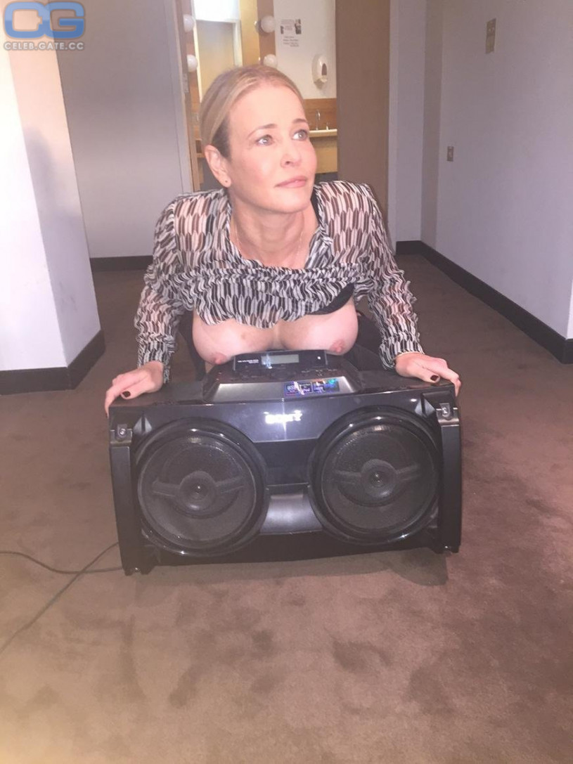 Chelsea Handler nude, pictures, photos, Playboy, naked, topless, fappening