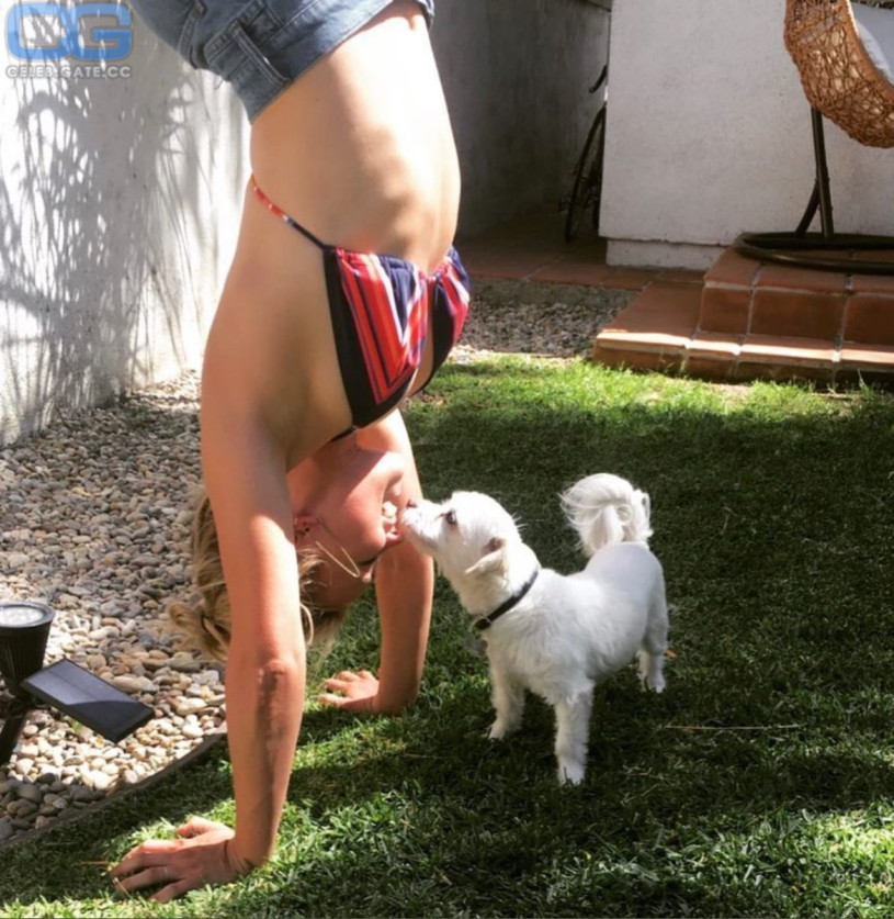 Emily Osment nude, pictures, photos, Playboy, naked, topless, fappening