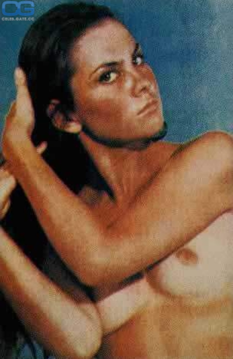 Caroline Munro Nackt Oben Ohne Bilder Playboy Fotos Sex Szene Hot Sex Picture