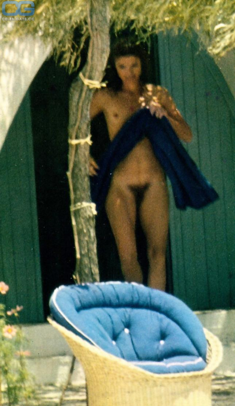 Jacqueline Onassis Nude 4