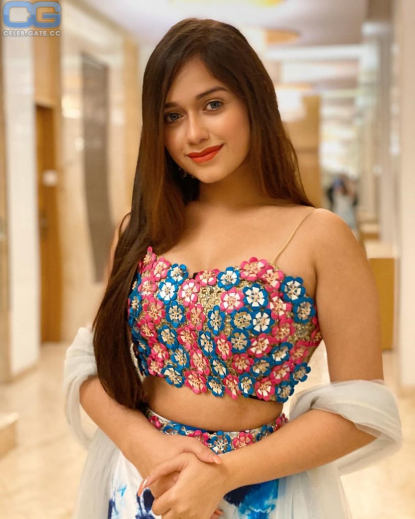 Jannat Zubair Rahmani Nude Pictures Photos Playboy Naked Topless Fappening