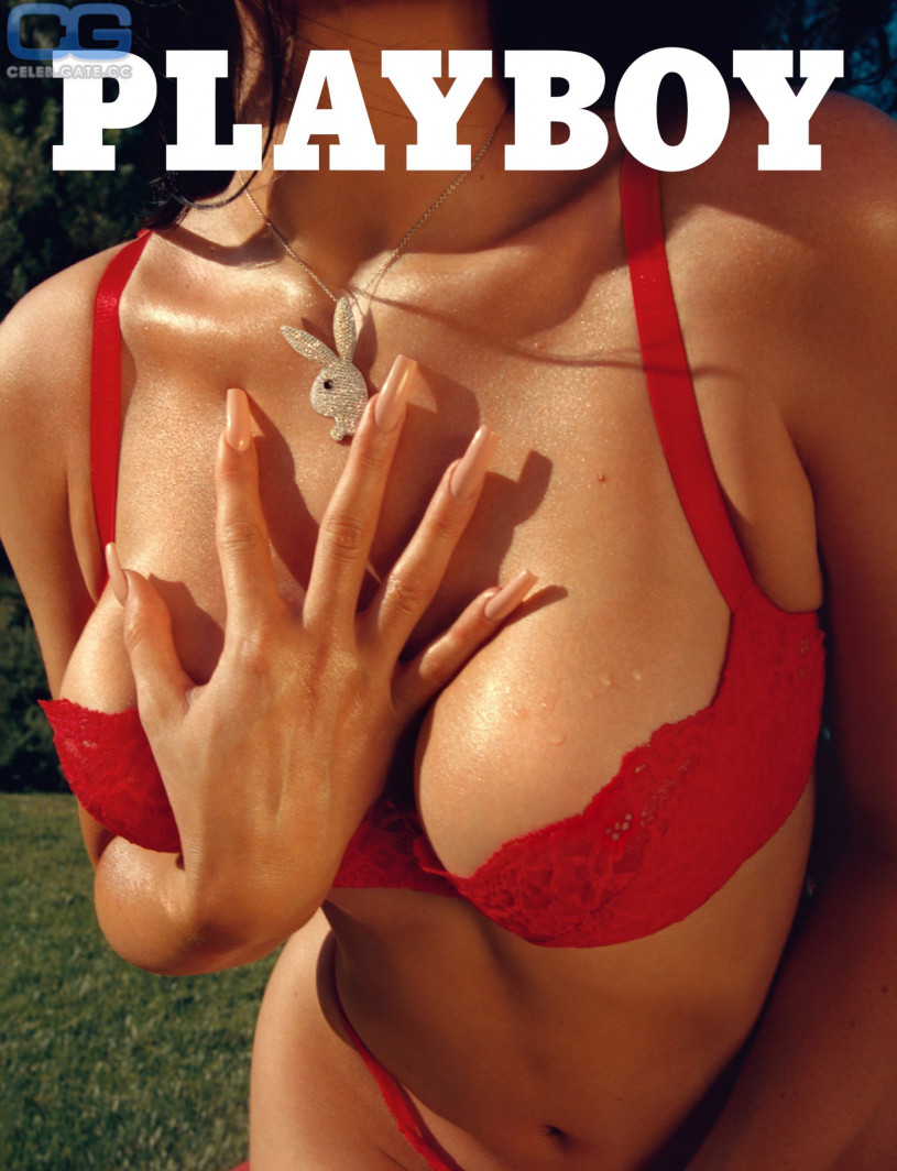 Kylie Jenner Nackt Nacktbilder Playboy Nacktfotos Fakes Oben Ohne The Best Porn Website