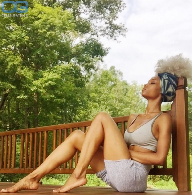 Yaya DaCosta nude, pictures, photos, Playboy, naked, topless, fappening