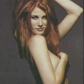 Angie Everhart 