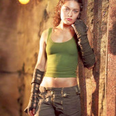 Alexa Davalos riddick