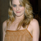 Alicia Silverstone ohne bh