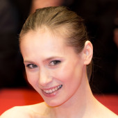 Alina Levshin