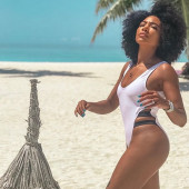 Amanda du-Pont 