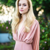 Amanda Schull 