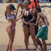 Nude photos of amber rose