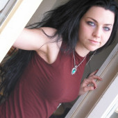 Amy Lee 