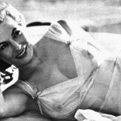 Anita Ekberg 