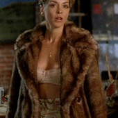 Annabella Sciorra 