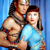 Anne Baxter 