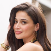 Anne Curtis