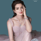 Anne Hathaway 