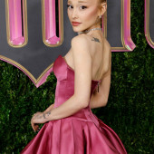Ariana Grande 