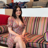 Ariel Winter 