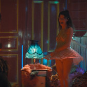 Beren Saat 