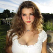 Brooke Monk 
