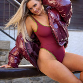 Camille Kostek 