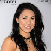 Steele topless cassie Cassie steele