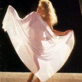 Cathy Lee Crosby 