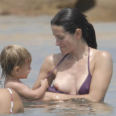 Courteney Cox