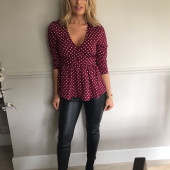 Danielle Armstrong twitter