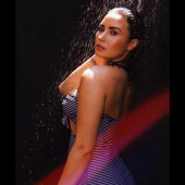Demi Lovato swimsuit