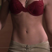 Elisha Cuthbert 