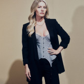 Elisha Cuthbert 