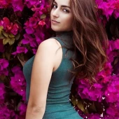 Emelia Hartford 