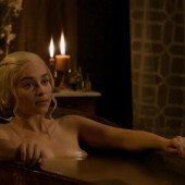 Emilia Clarke 