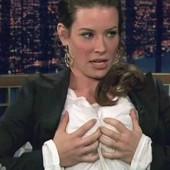 Evangeline Lilly 