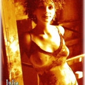Julia roberts nude images