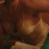 Haley Bennett 