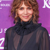 Halle Berry 