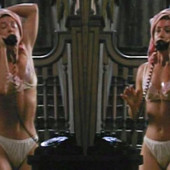 Holly Hunter 