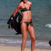 Izabel Goulart bikini