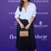Janina Uhse 