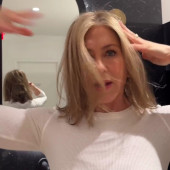 Jennifer Aniston 