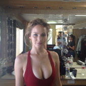 Jennifer Lawrence leaked photo
