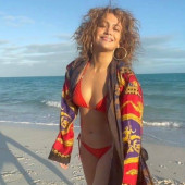 Jennifer Lopez 